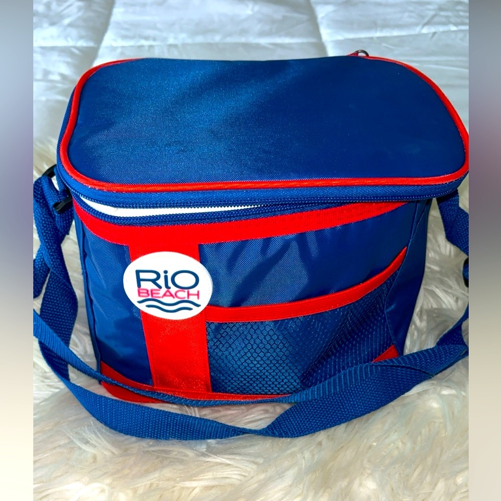 Brand New Rio Beach lunch bag